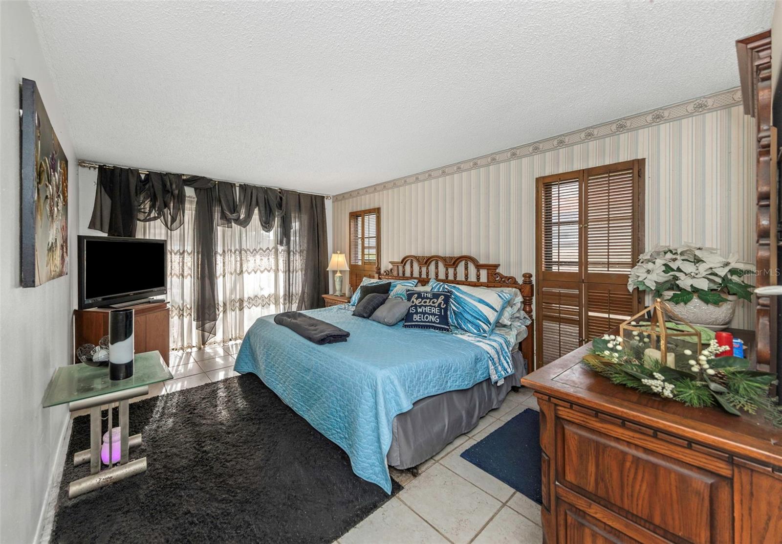 Image 42 of 56 For 107 Country Villas Drive