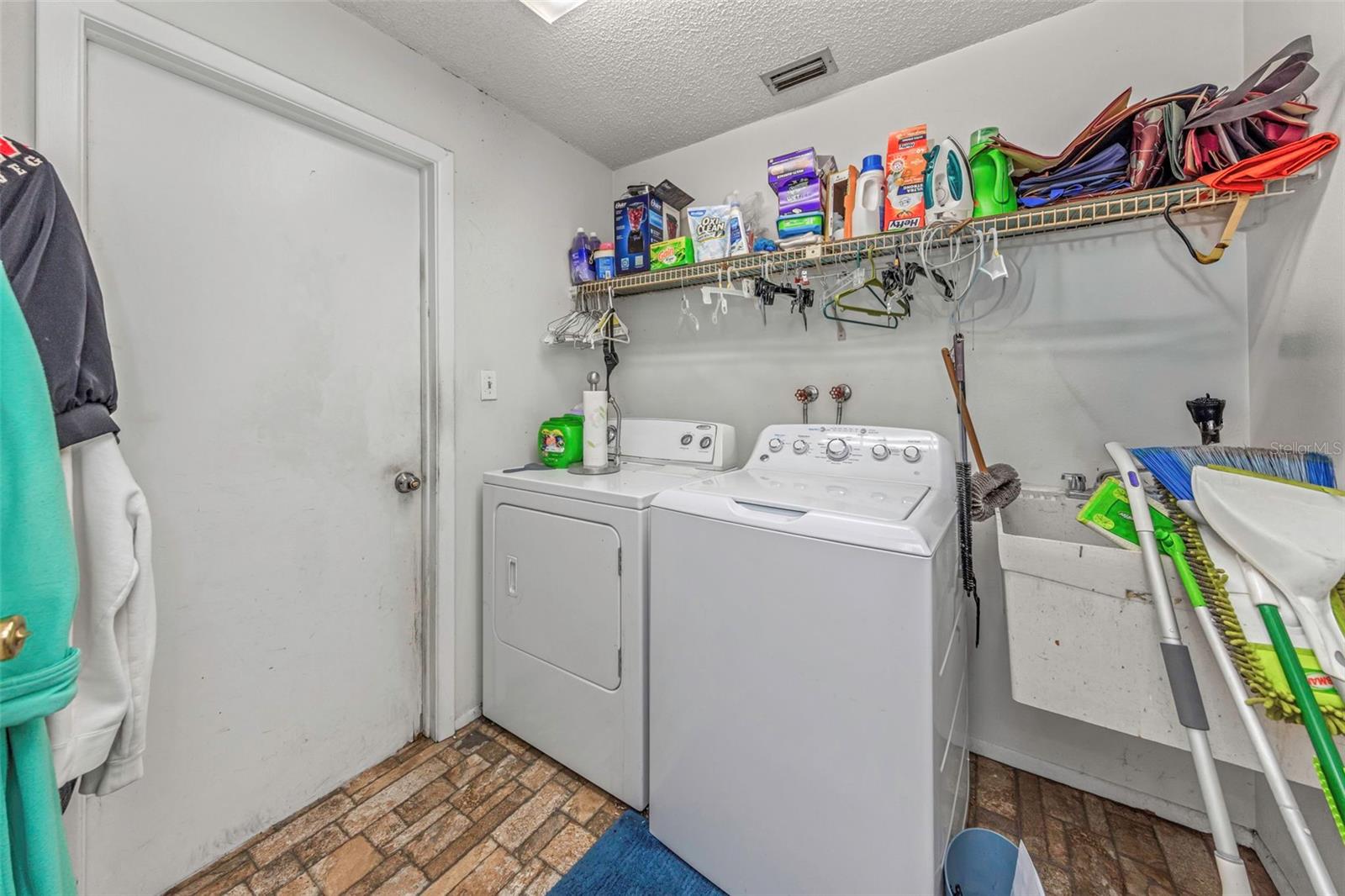 Image 46 of 56 For 107 Country Villas Drive