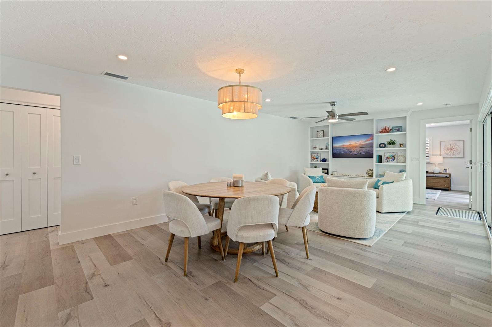 Image 13 of 39 For 1971 Massachusetts Avenue Ne