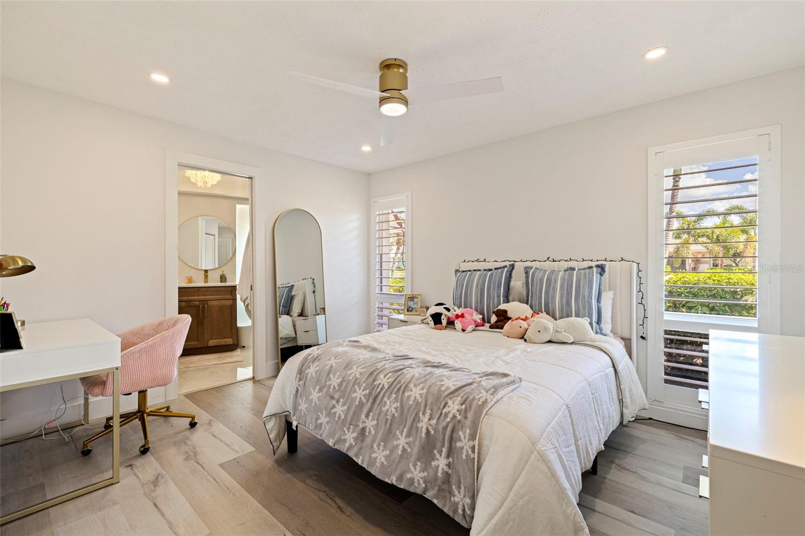 Image 22 of 39 For 1971 Massachusetts Avenue Ne