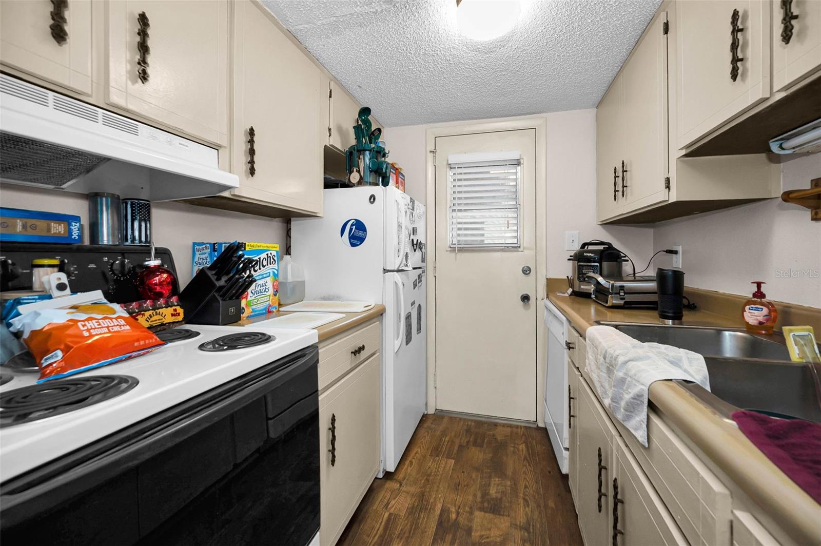 Image 18 of 50 For 1127 King Arthur Court 309