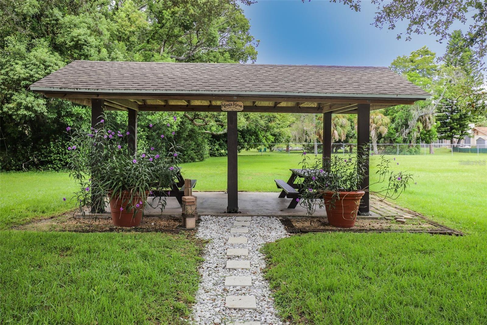 Image 35 of 50 For 1127 King Arthur Court 309