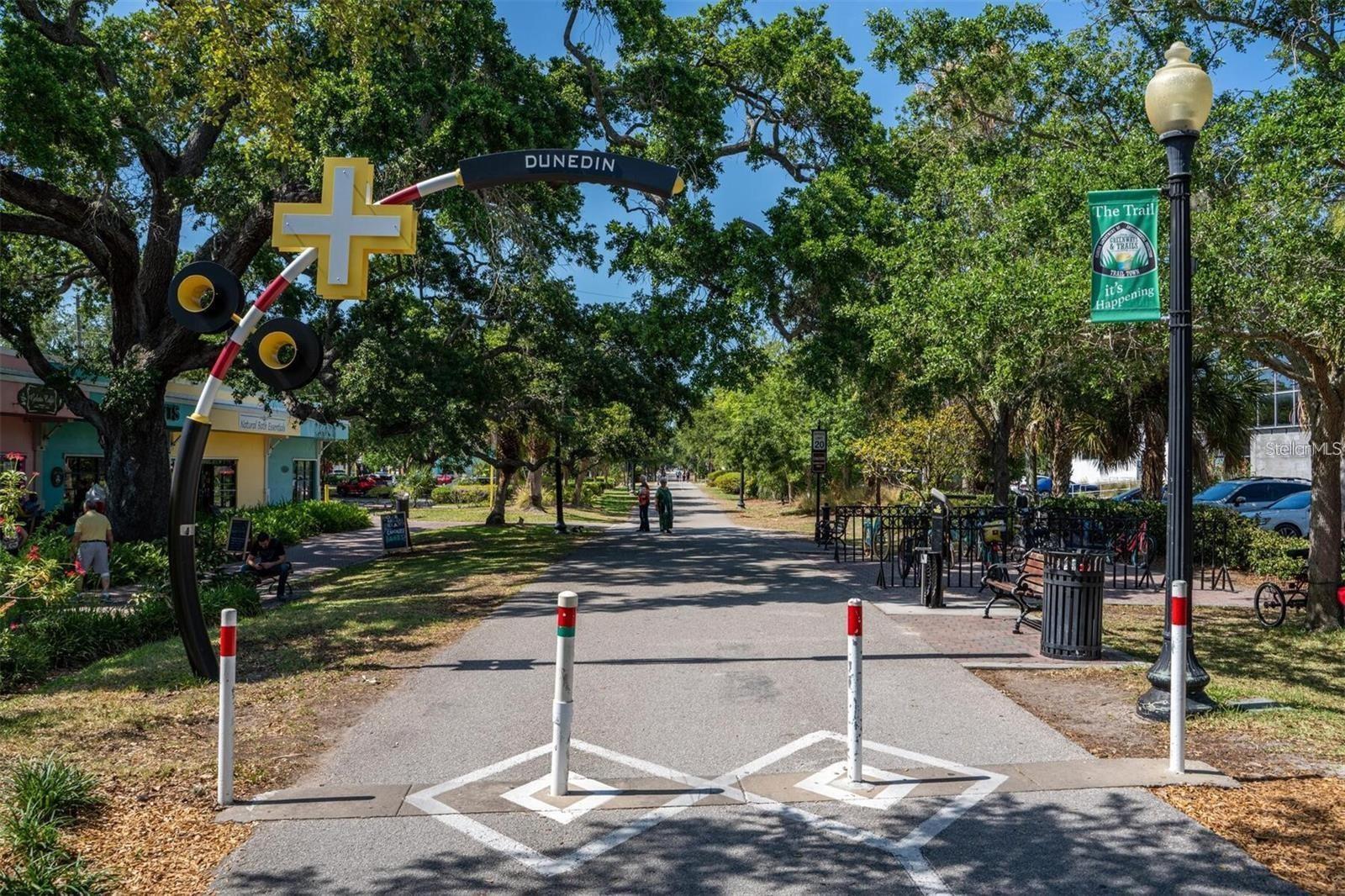 Image 46 of 50 For 1127 King Arthur Court 309