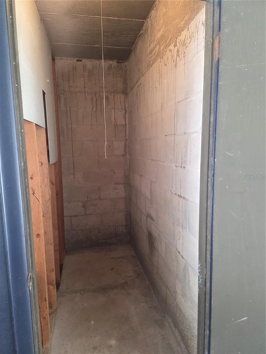 Image 5 of 50 For 1127 King Arthur Court 309