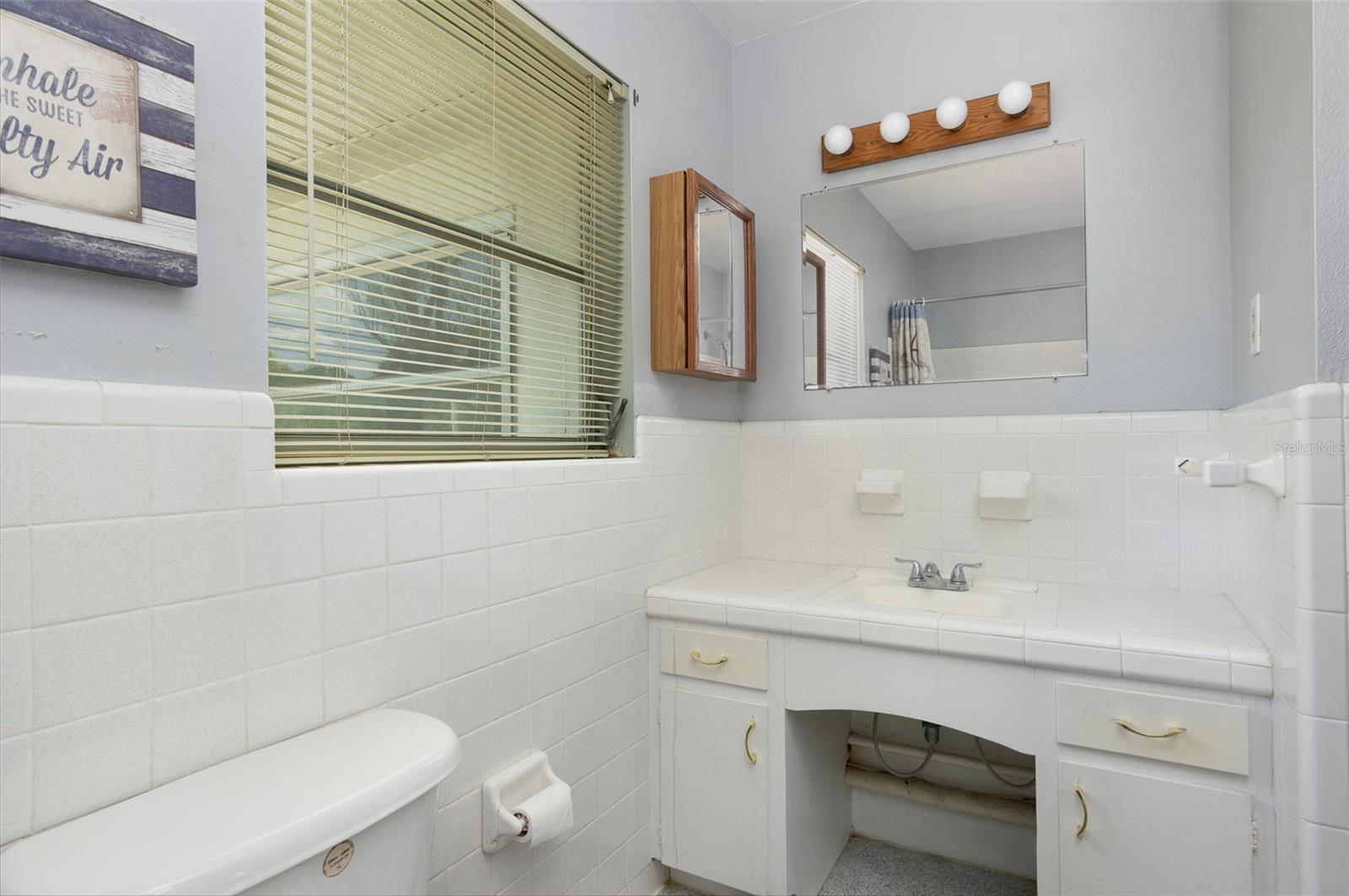 Image 15 of 35 For 15348 Bedford Circle W