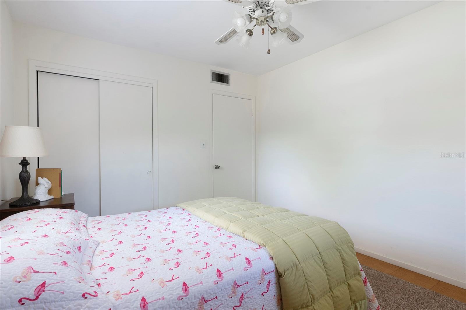 Image 18 of 35 For 15348 Bedford Circle W