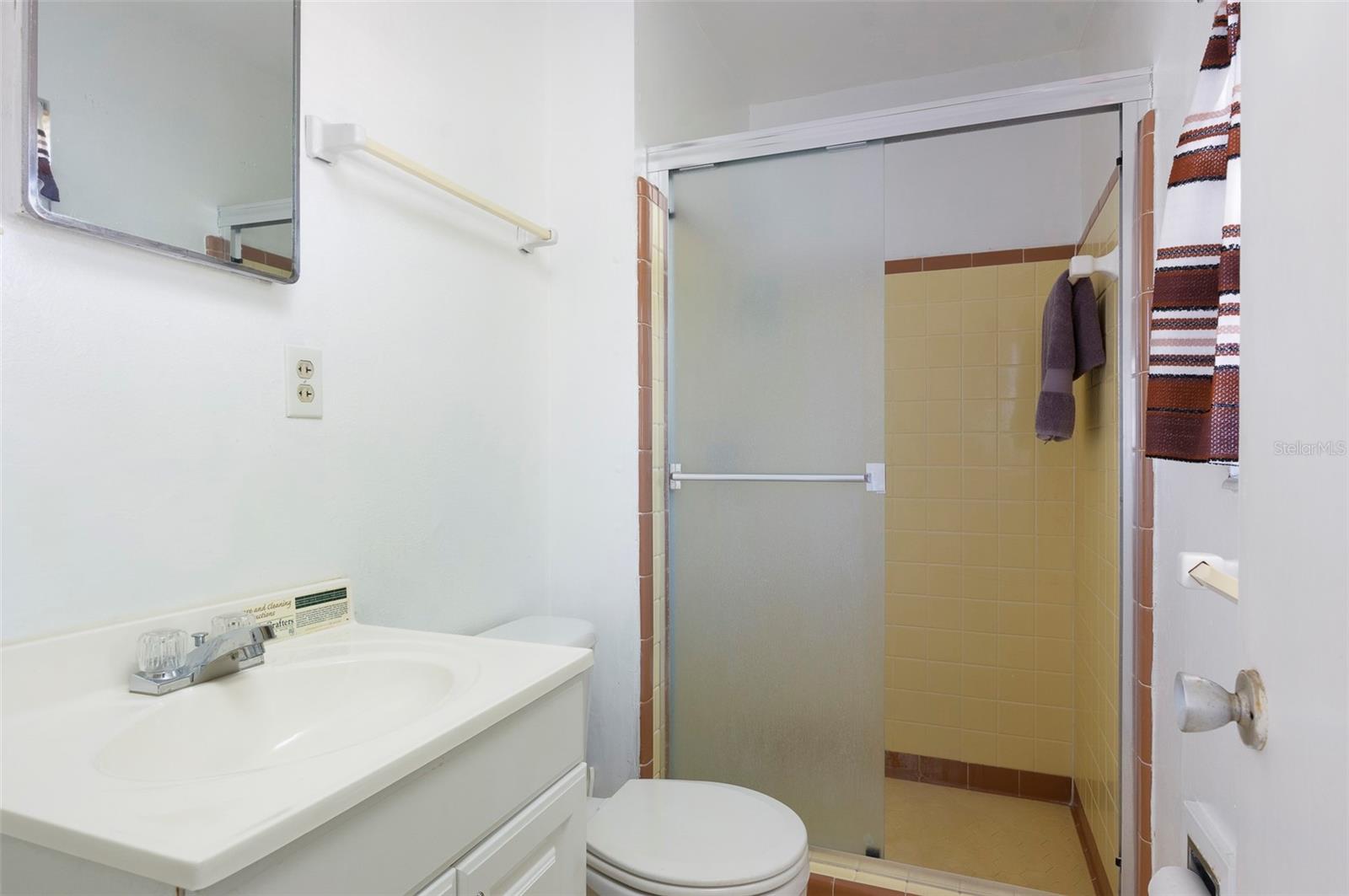 Image 21 of 35 For 15348 Bedford Circle W