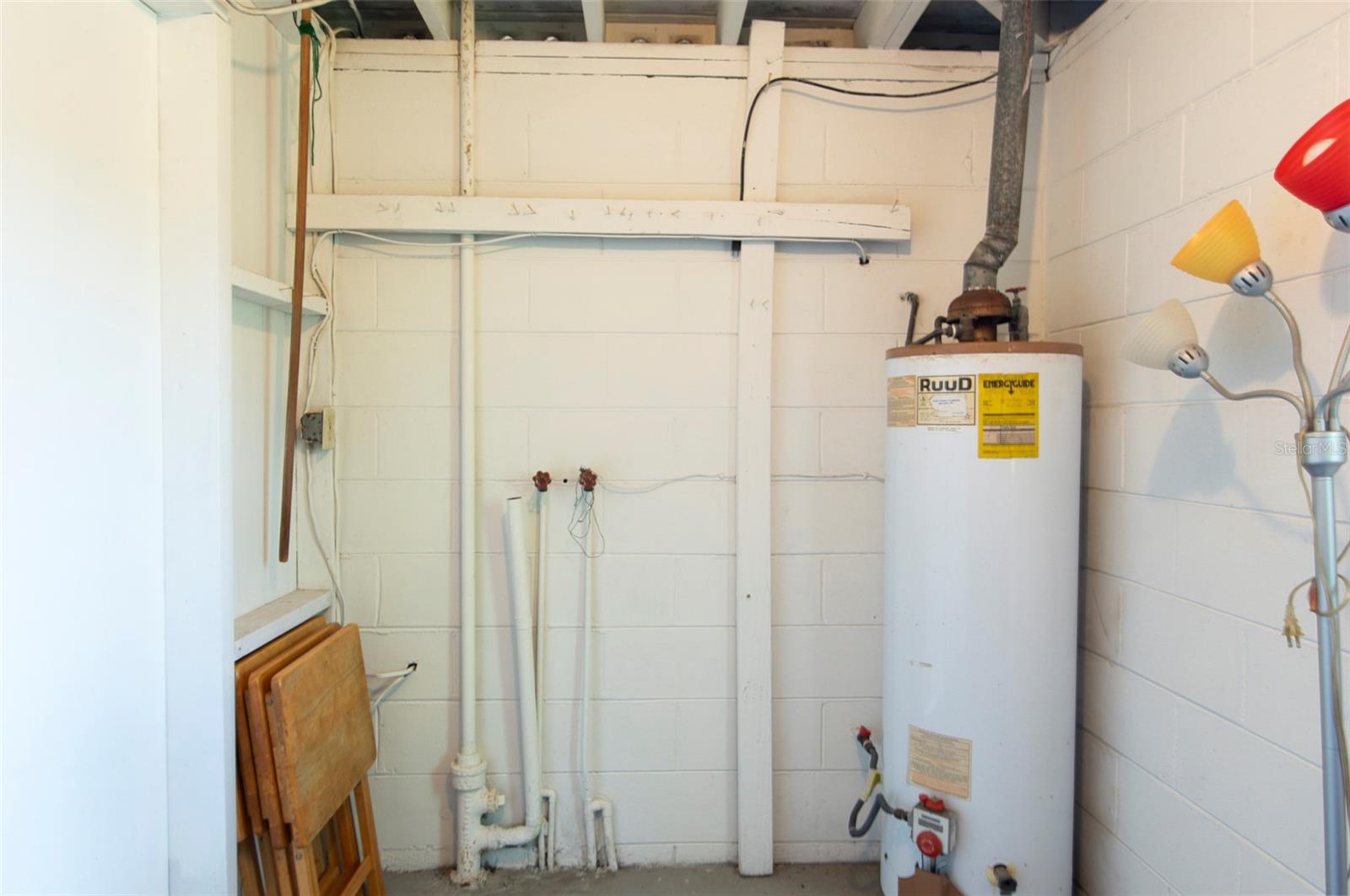 Image 22 of 35 For 15348 Bedford Circle W