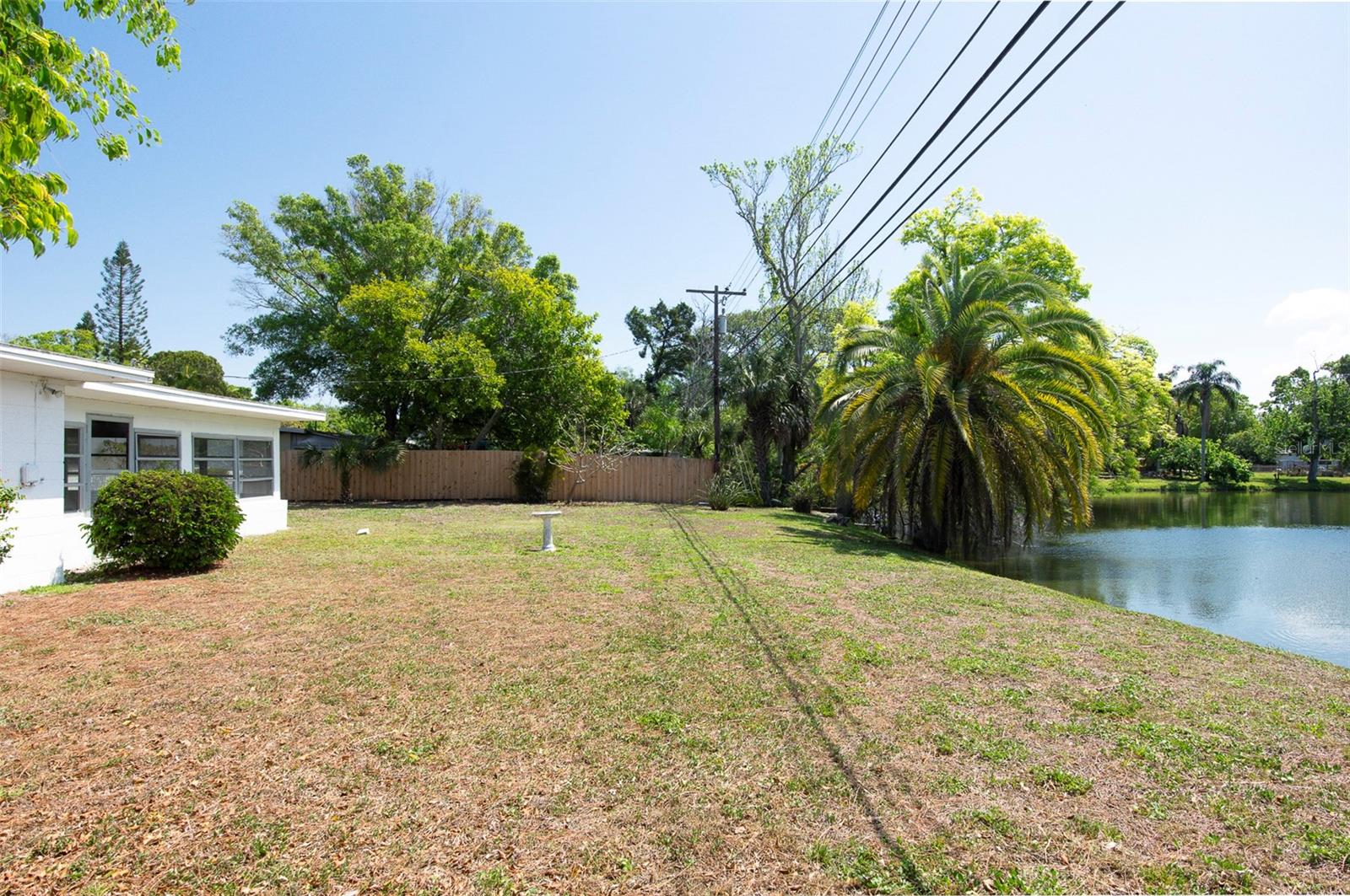 Image 28 of 35 For 15348 Bedford Circle W