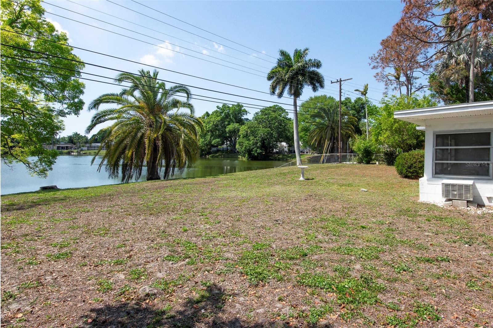 Image 30 of 35 For 15348 Bedford Circle W