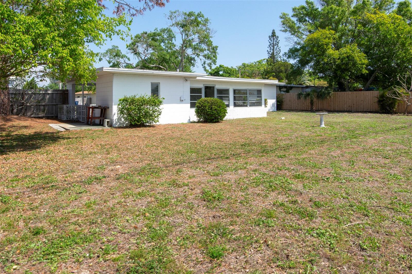 Image 33 of 35 For 15348 Bedford Circle W