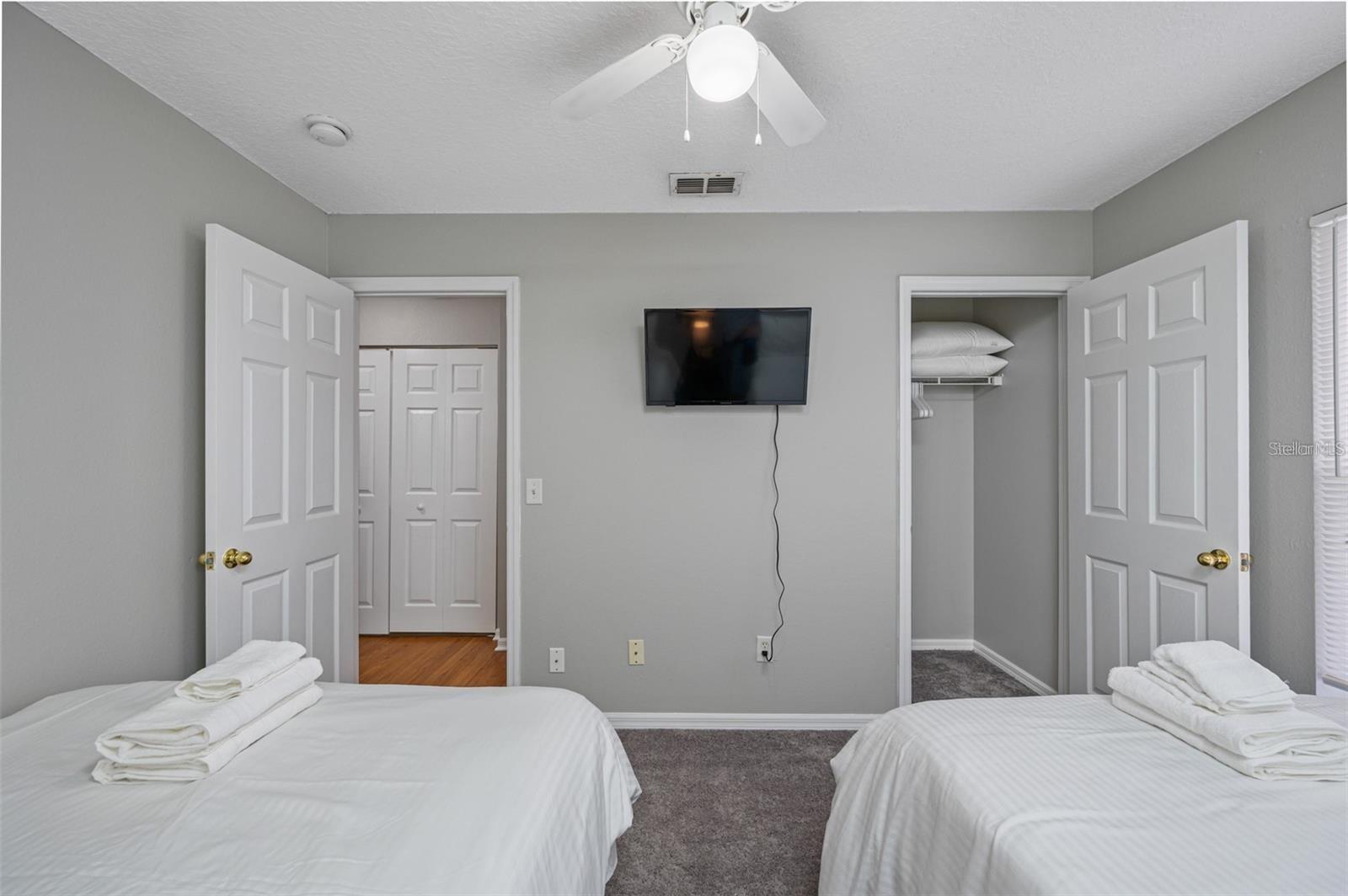 Image 29 of 51 For 212 South Avenue