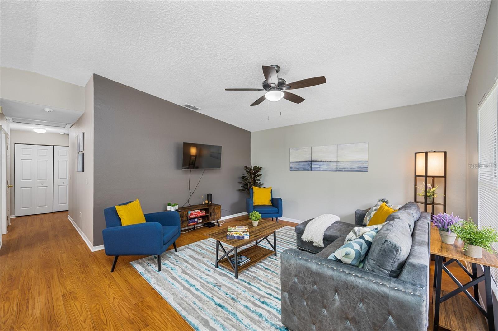 Image 3 of 51 For 212 South Avenue