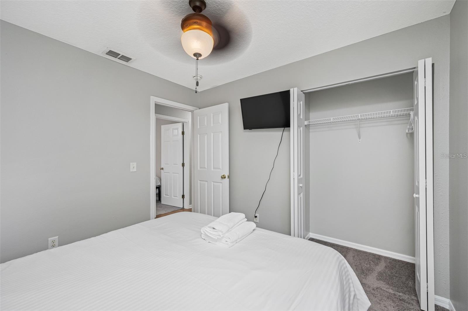 Image 32 of 51 For 212 South Avenue