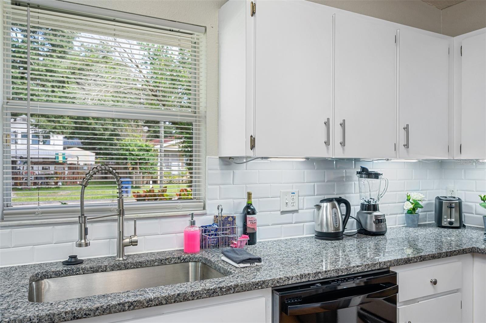 Image 8 of 51 For 212 South Avenue