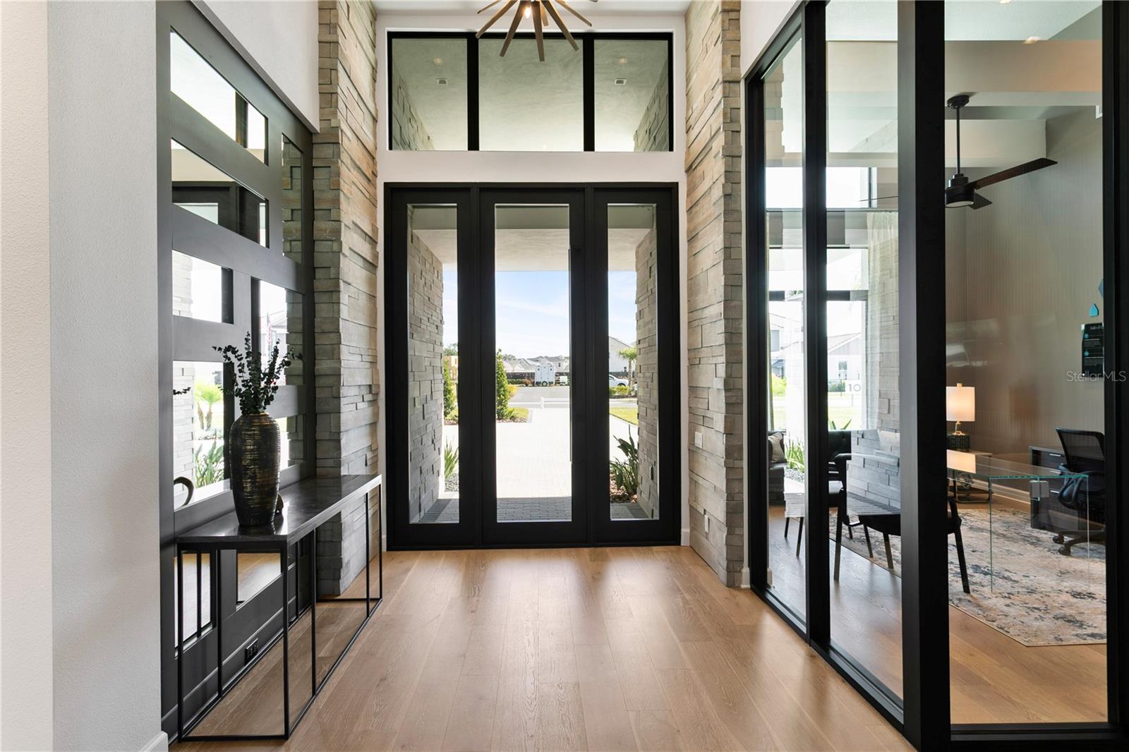 Image 10 of 82 For 11292 Kingly Lane