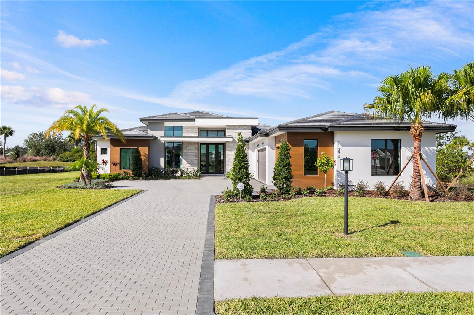 Image 2 of 82 For 11292 Kingly Lane