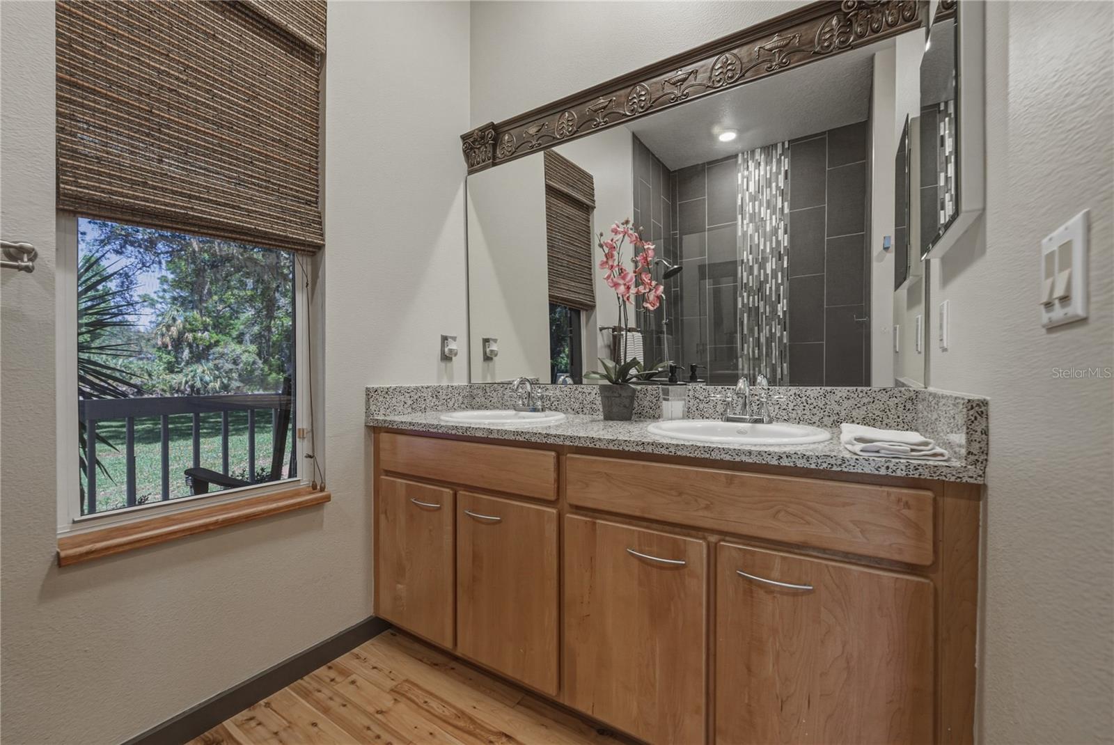 Image 32 of 50 For 8600 Shenandoah Run