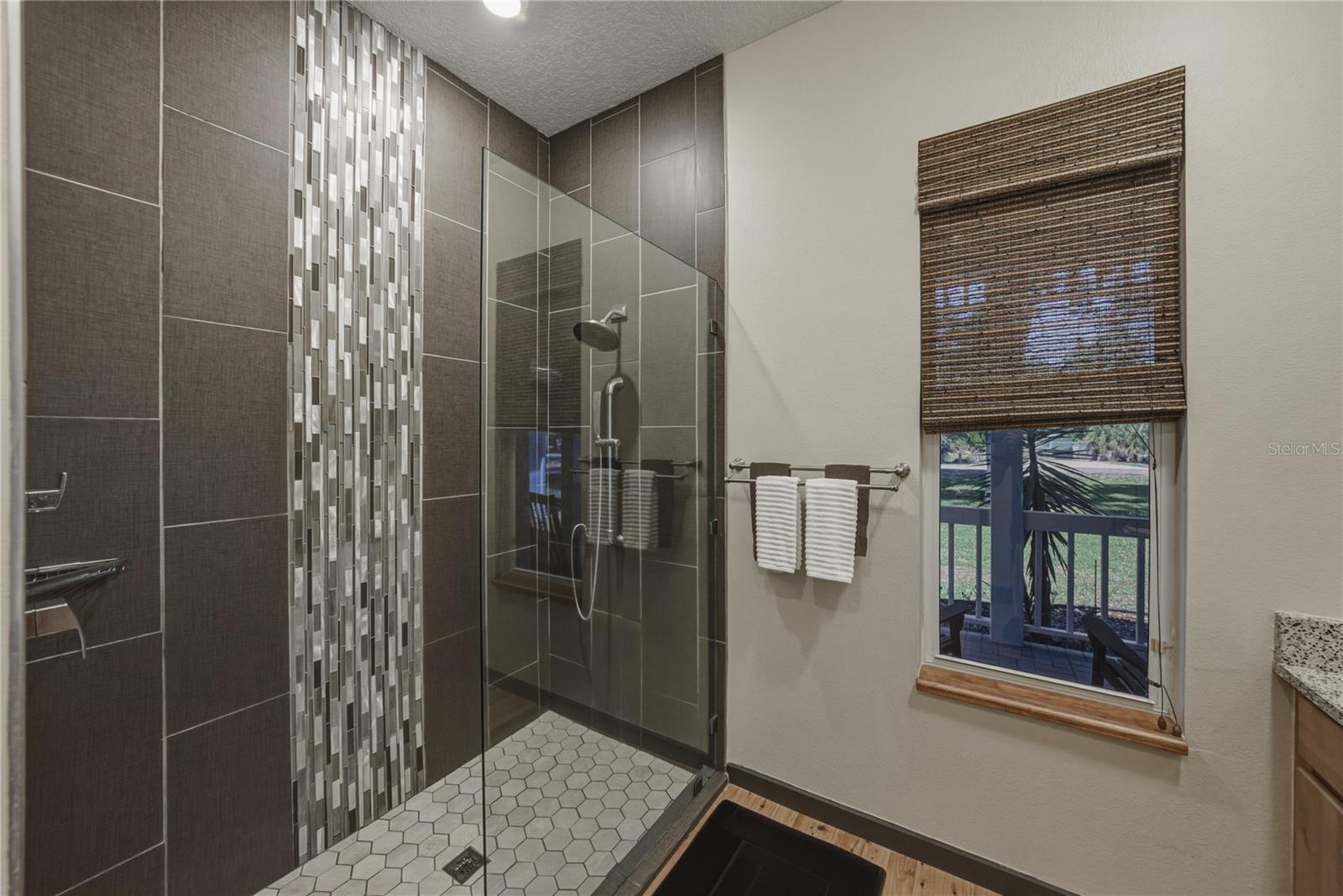 Image 34 of 50 For 8600 Shenandoah Run