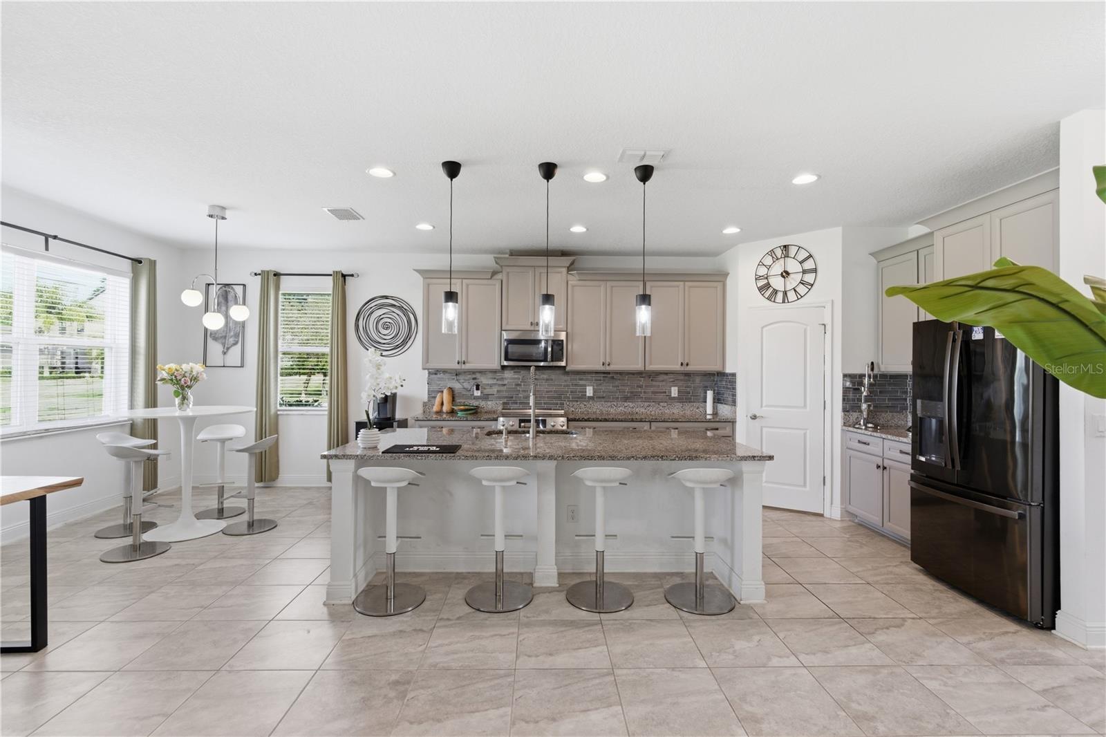 Image 16 of 62 For 9714 Provencal Avenue