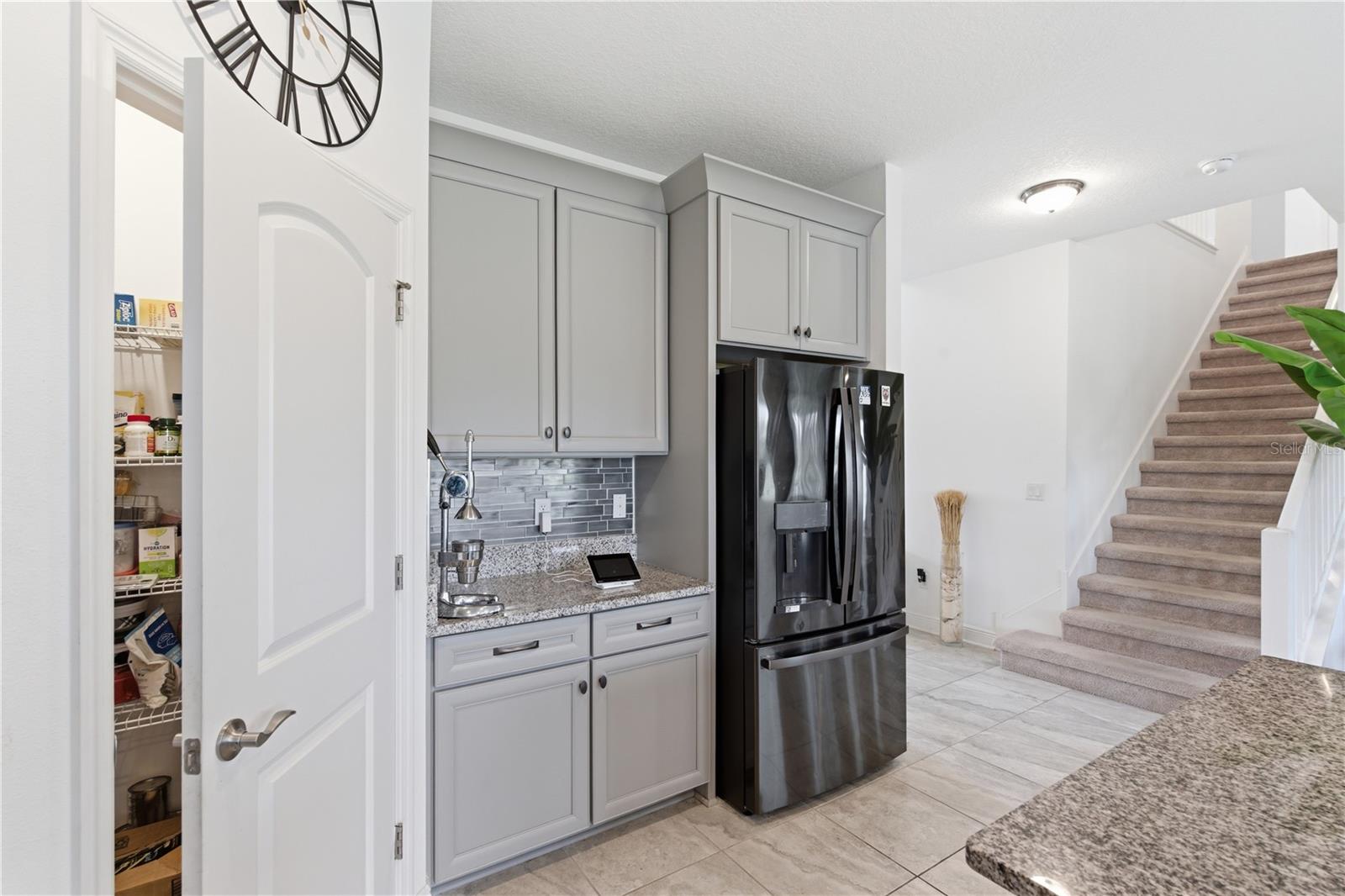 Image 21 of 62 For 9714 Provencal Avenue