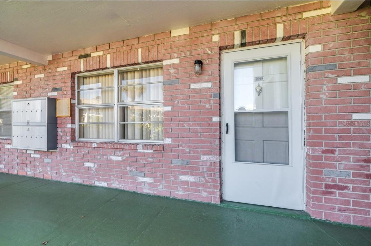 Listing photo id 0 for 4746 Azalea Drive 107c