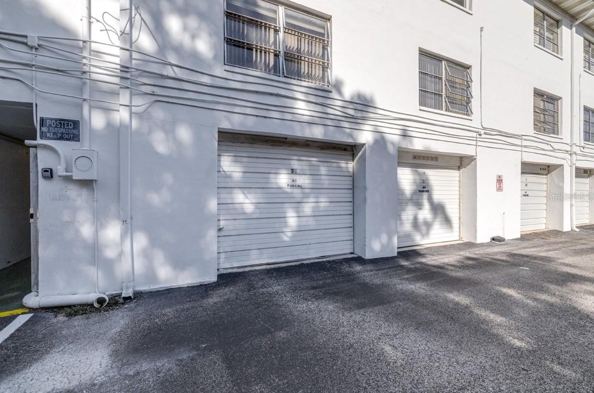 Listing photo id 1 for 4746 Azalea Drive 107c