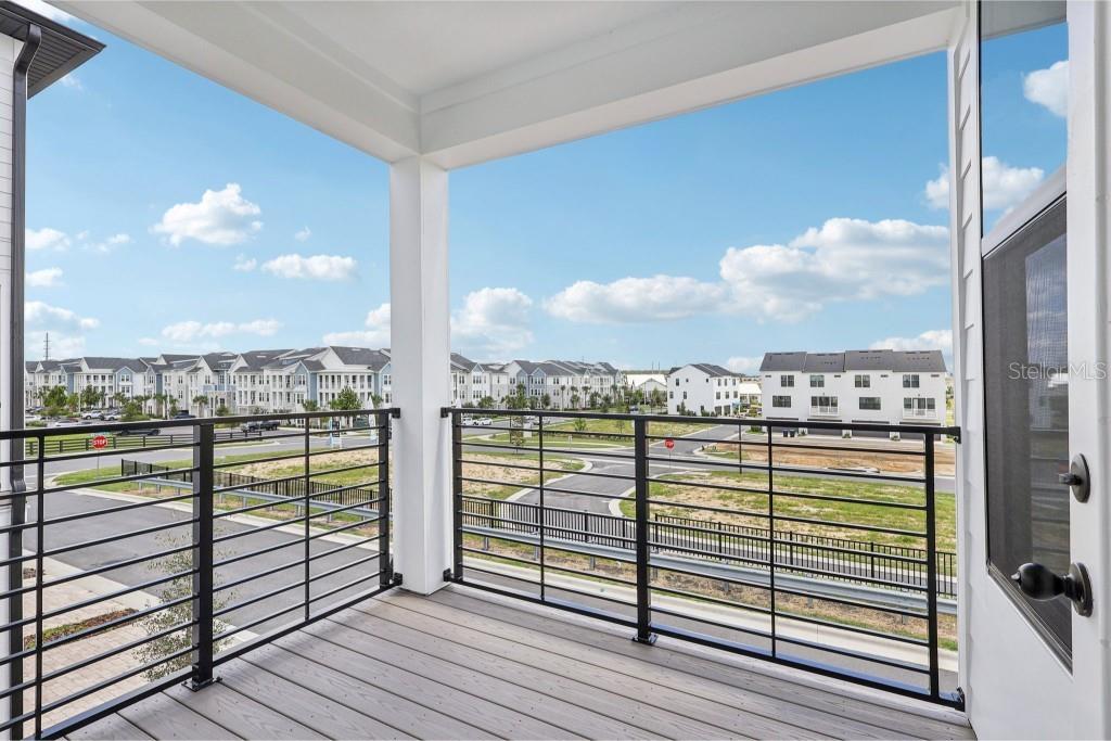 Image 14 of 17 For 15501 Hamlin Park Drive