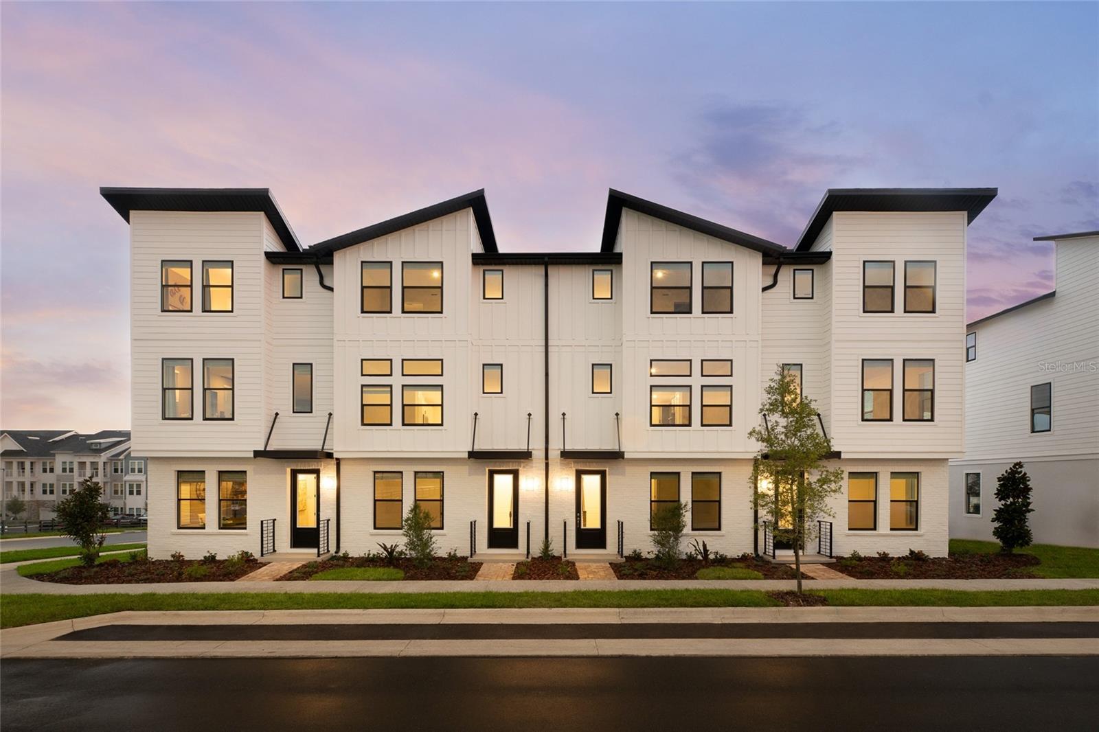 Image 2 of 17 For 15501 Hamlin Park Drive