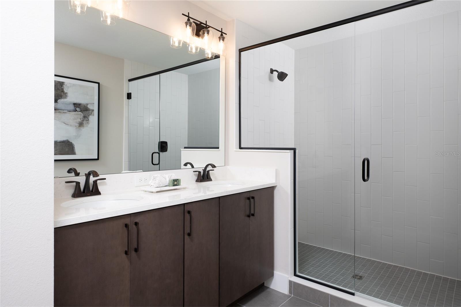 Image 8 of 17 For 15501 Hamlin Park Drive