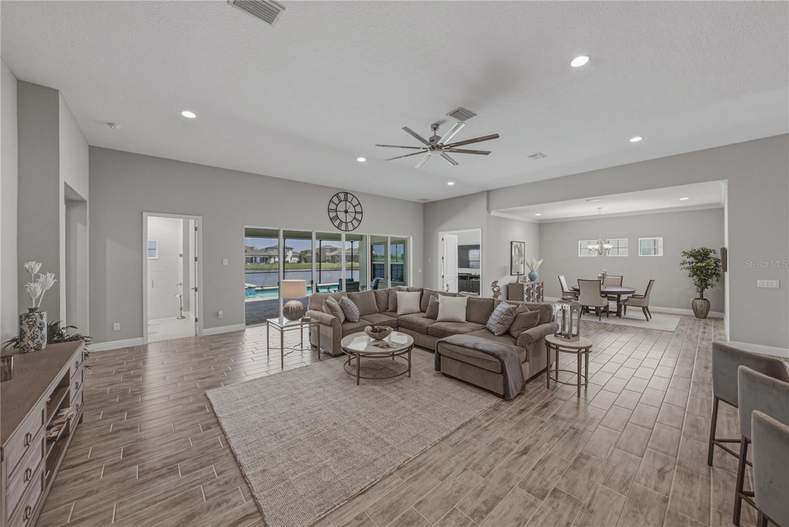 Image 15 of 93 For 5623 Wayfarer Avenue