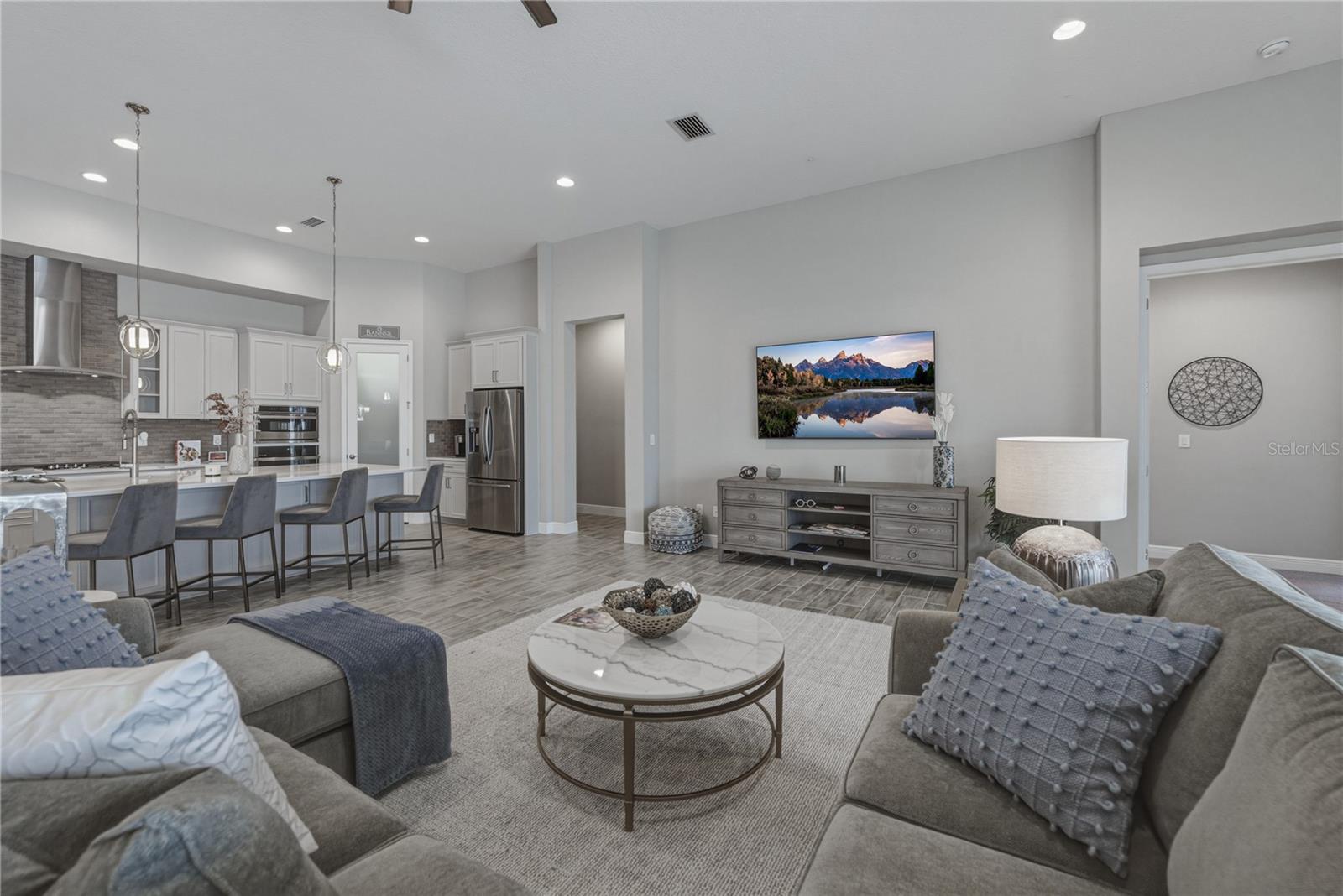 Image 18 of 93 For 5623 Wayfarer Avenue