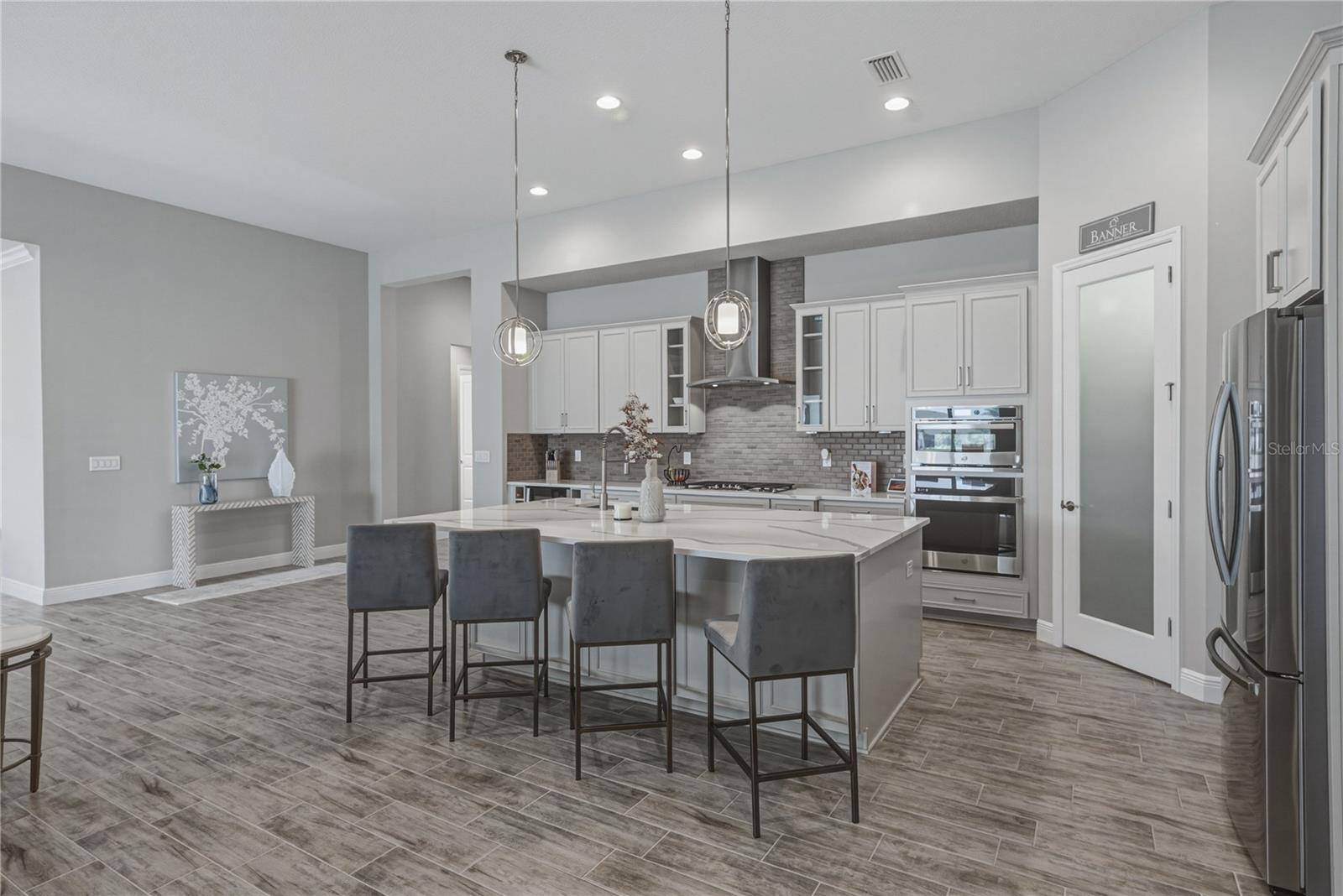 Image 26 of 93 For 5623 Wayfarer Avenue