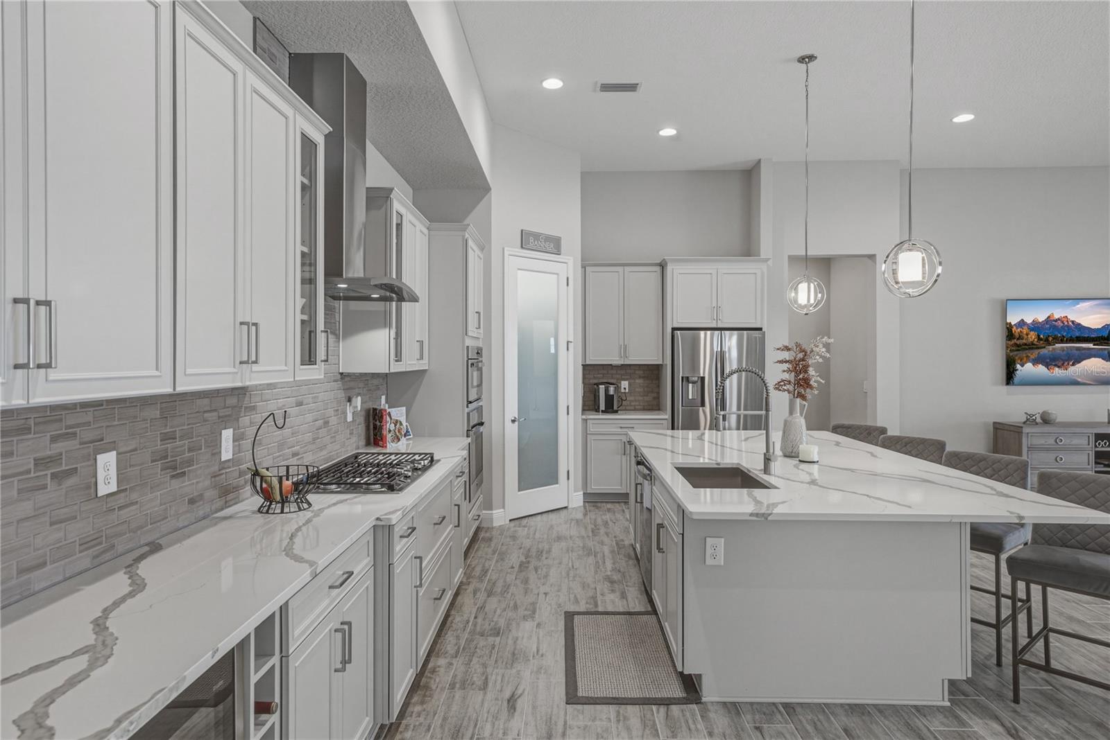 Image 29 of 93 For 5623 Wayfarer Avenue