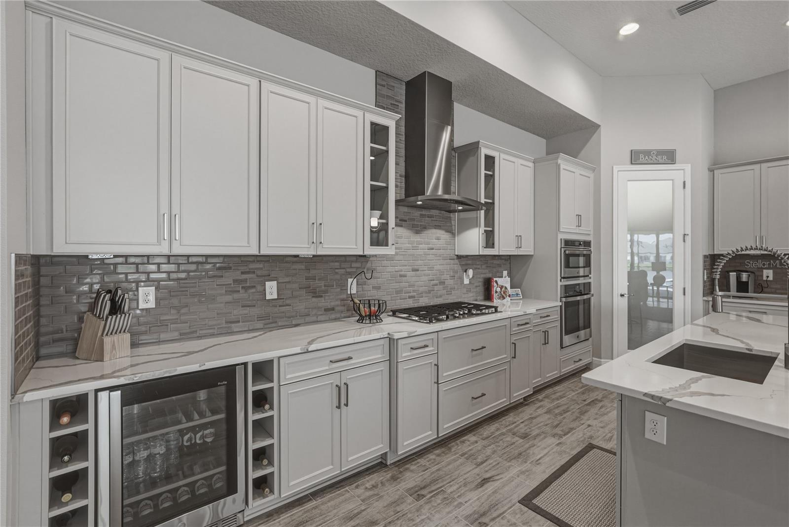 Image 30 of 93 For 5623 Wayfarer Avenue