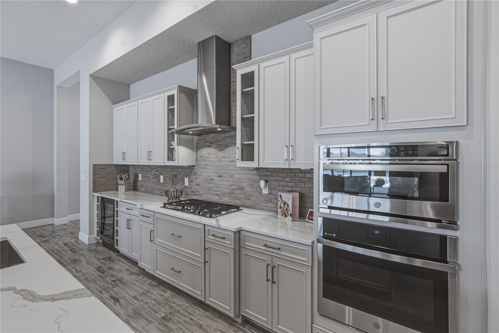 Image 32 of 93 For 5623 Wayfarer Avenue