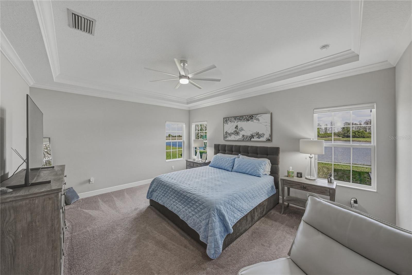 Image 33 of 93 For 5623 Wayfarer Avenue