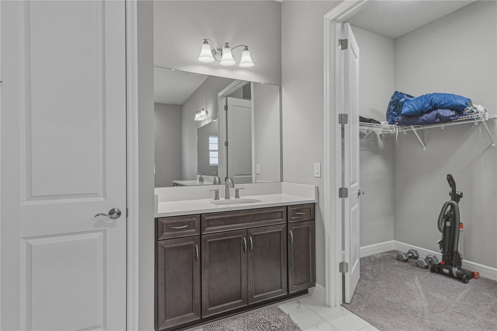 Image 40 of 93 For 5623 Wayfarer Avenue