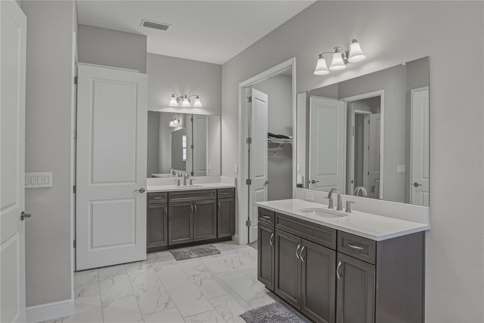 Image 41 of 93 For 5623 Wayfarer Avenue