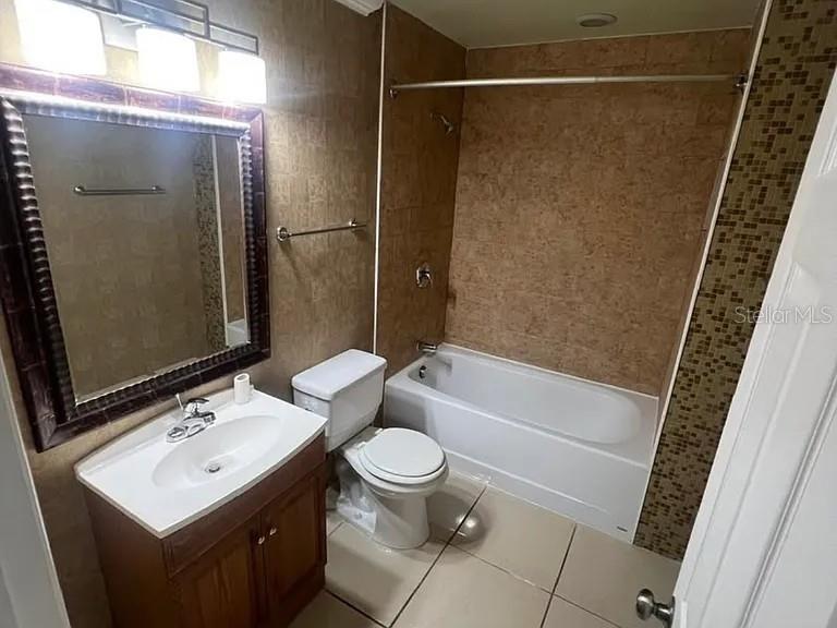 Image 6 of 10 For 3522 Price Avenue