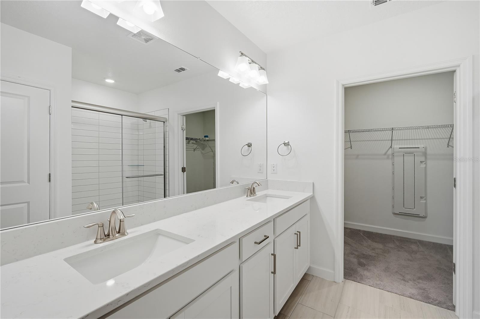 Image 17 of 30 For 10976 Gable Dig Loop