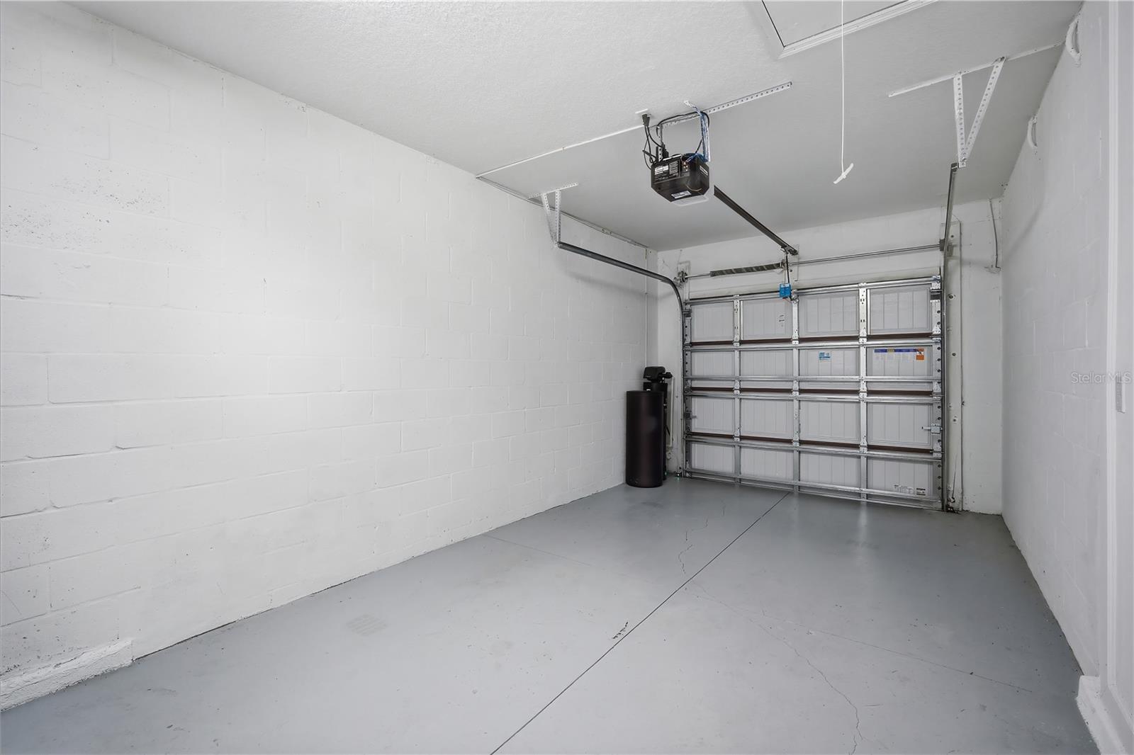 Image 19 of 30 For 10976 Gable Dig Loop