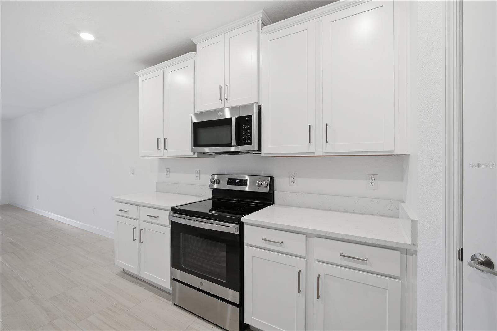 Image 9 of 30 For 10976 Gable Dig Loop