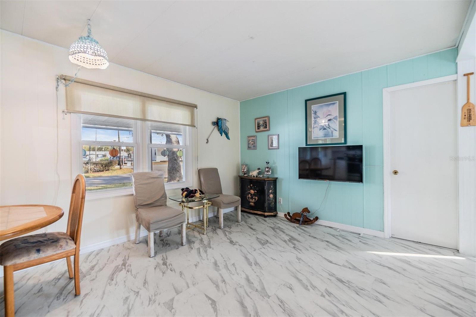 Image 14 of 60 For 37321 8th Avenue