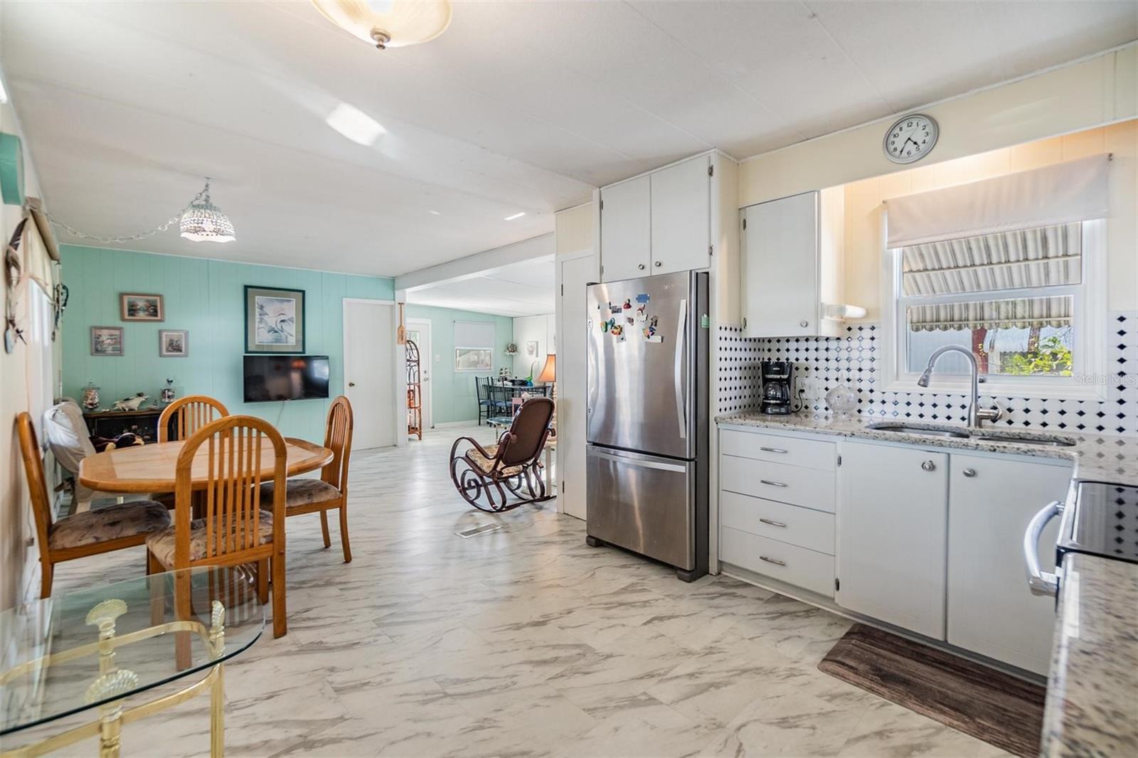 Image 9 of 60 For 37321 8th Avenue