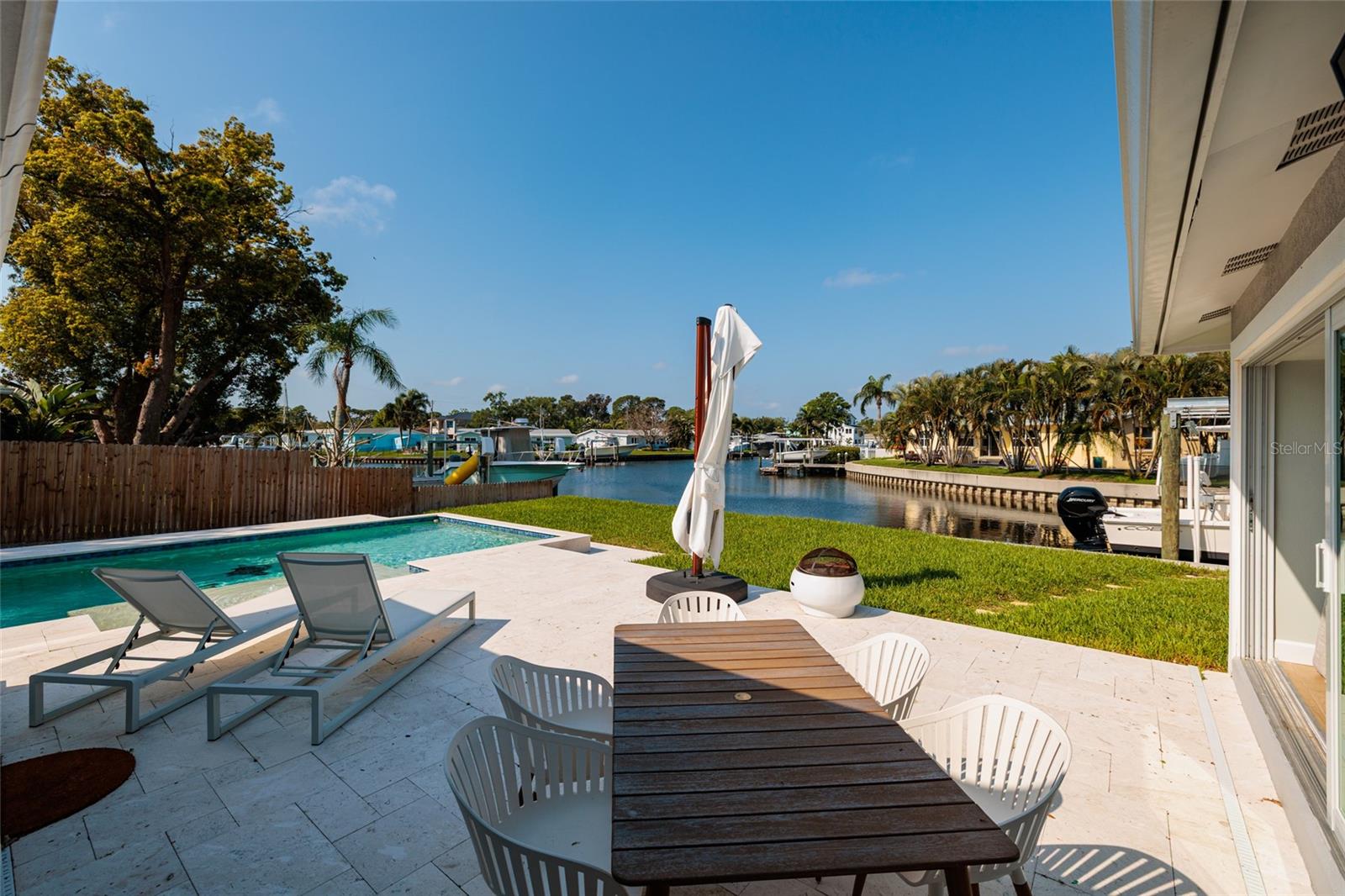 Image 10 of 30 For 9294 Treasure Lane Ne