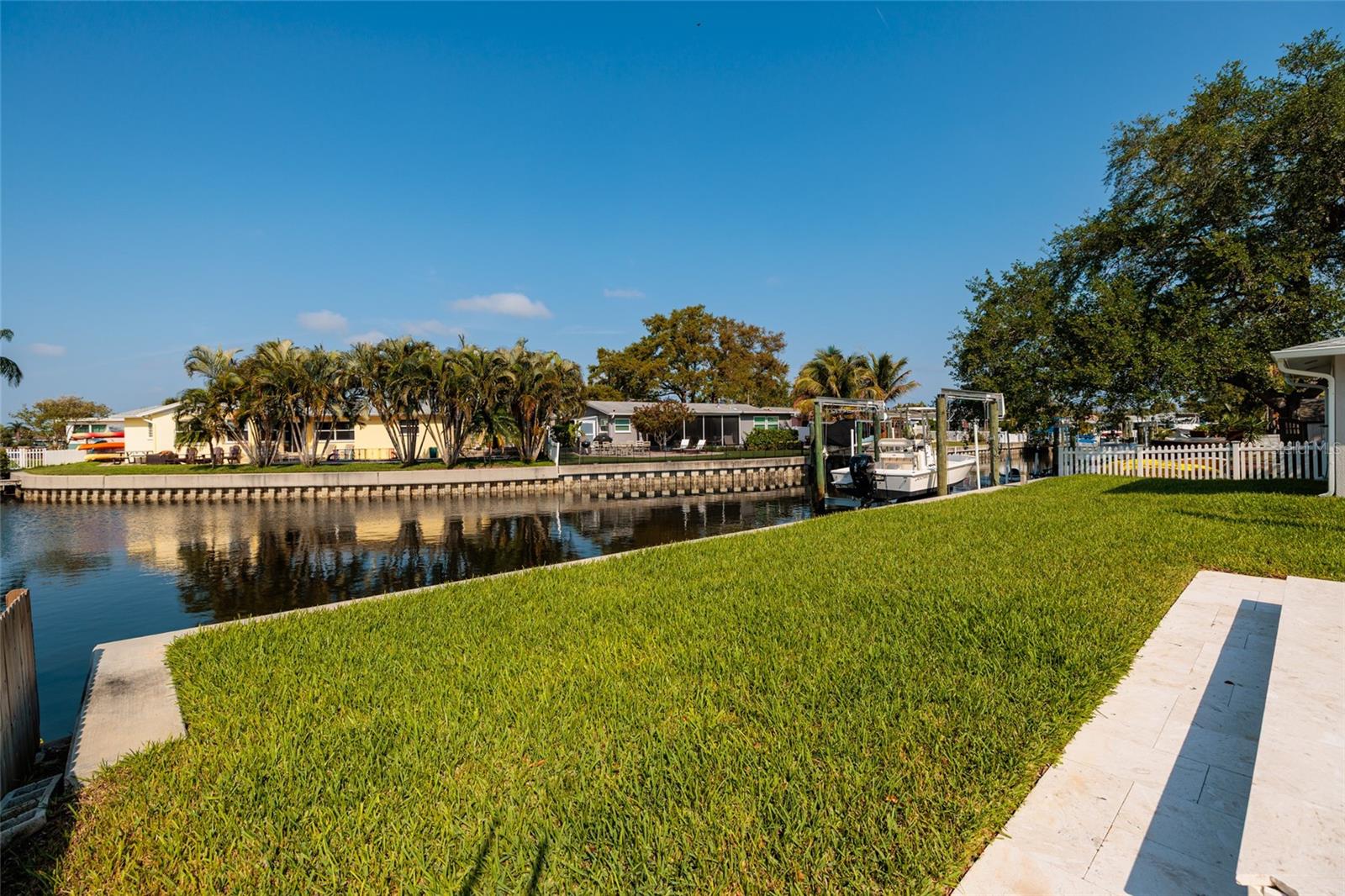 Image 16 of 30 For 9294 Treasure Lane Ne