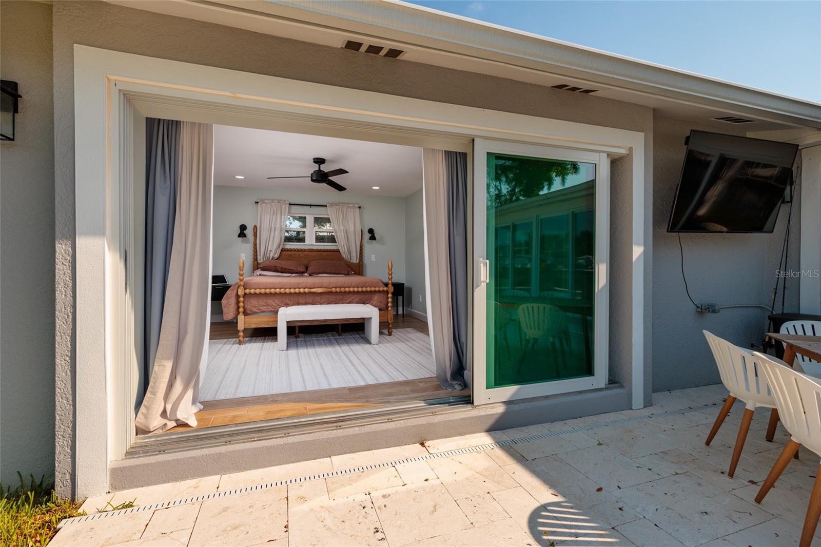 Image 19 of 30 For 9294 Treasure Lane Ne