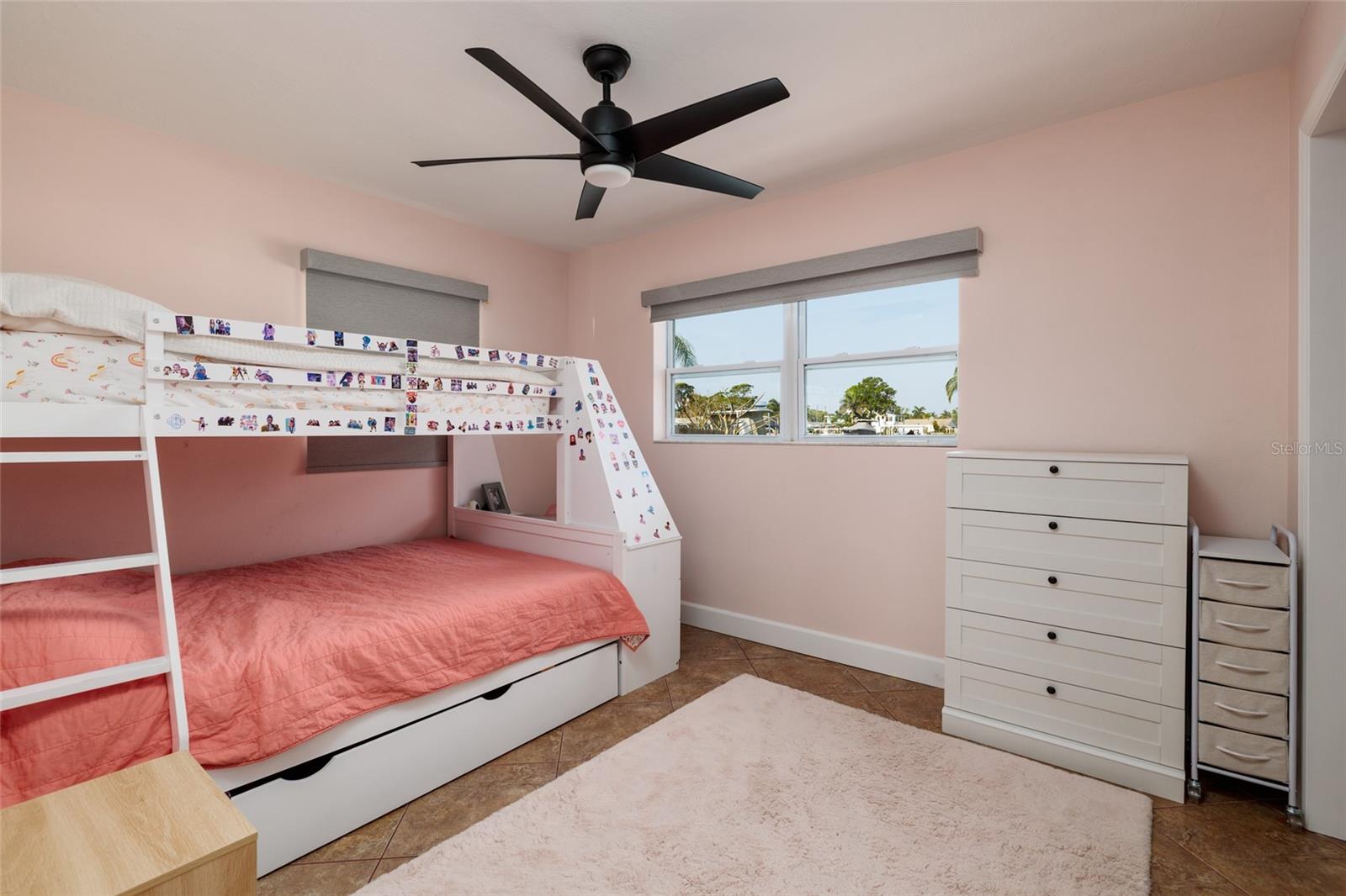 Image 21 of 30 For 9294 Treasure Lane Ne