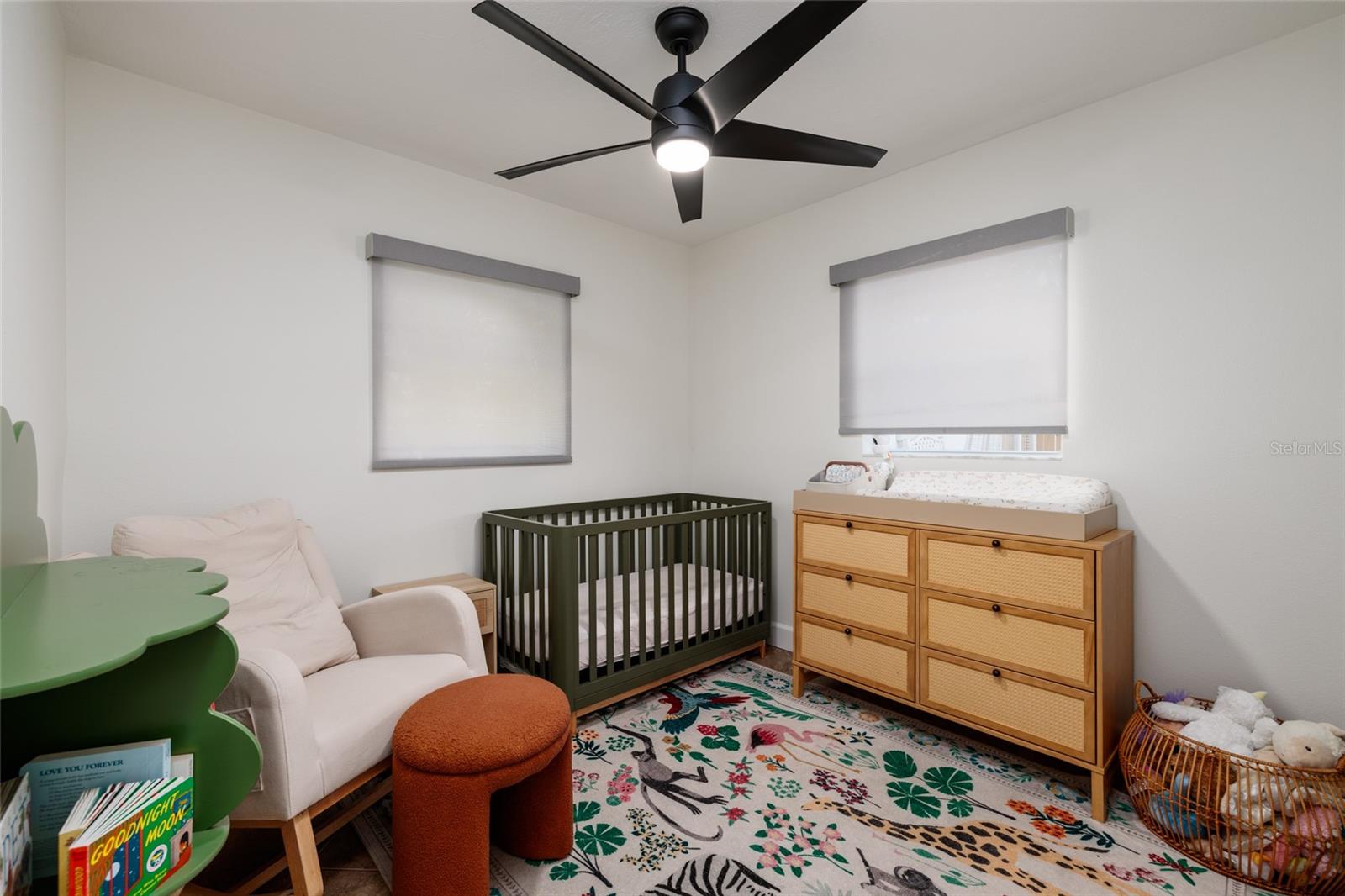 Image 23 of 30 For 9294 Treasure Lane Ne